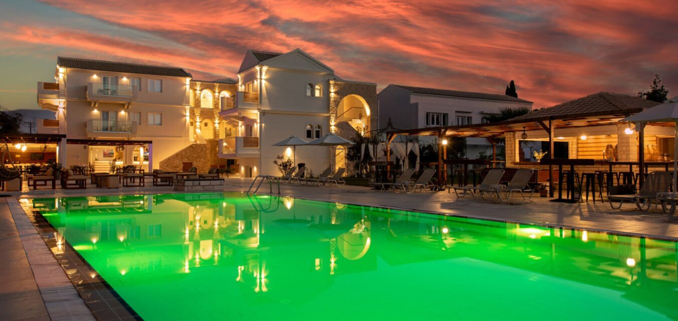 Ekati Mare Boutique Resort 4*